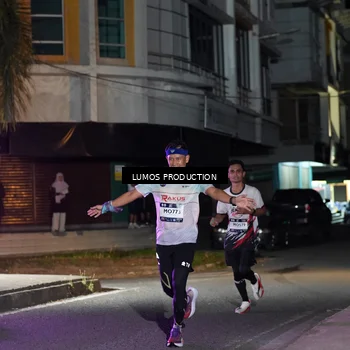Runner Photo 7971208