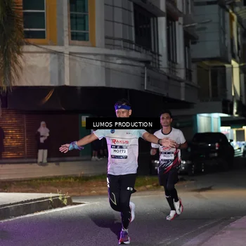 Runner Photo 7971210