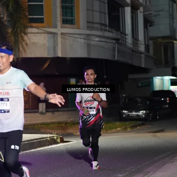 Runner Photo 7971217
