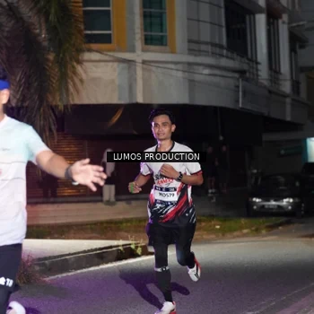 Runner Photo 7971221