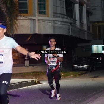 Runner Photo 7971222