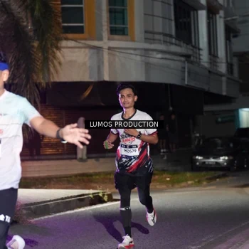 Runner Photo 7971226
