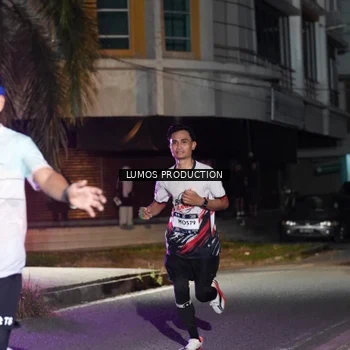 Runner Photo 7971227