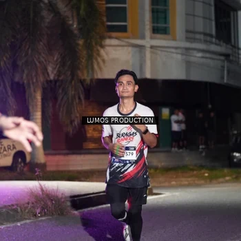 Runner Photo 7971238