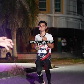 Runner Photo 7971241