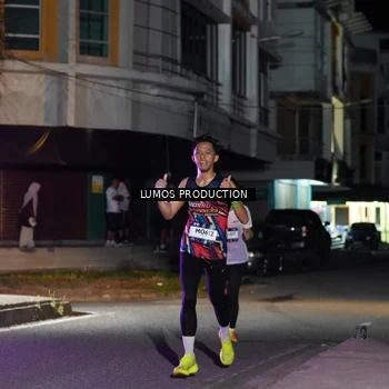 Runner Photo 7971250