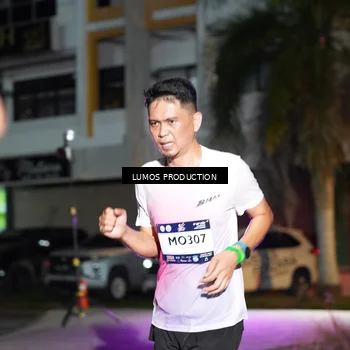 Runner Photo 7971280