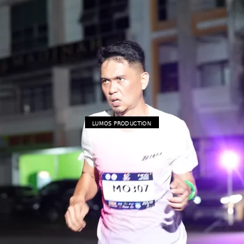 Runner Photo 7971281