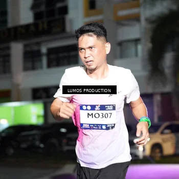 Runner Photo 7971282