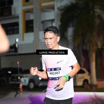 Runner Photo 7971283