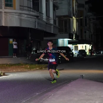 Runner Photo 7971296