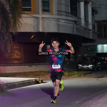 Runner Photo 7971324