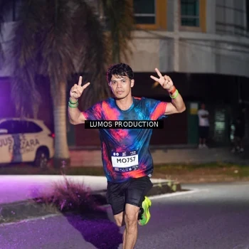 Runner Photo 7971344