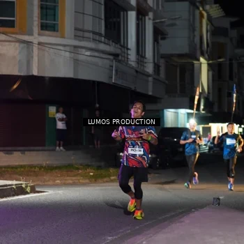 Runner Photo 7971363