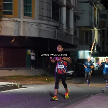 Runner Photo 7971368