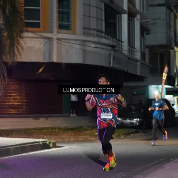 Runner Photo 7971375