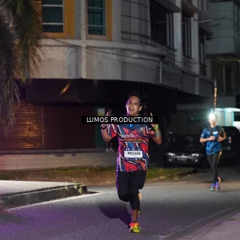 Runner Photo 7971380