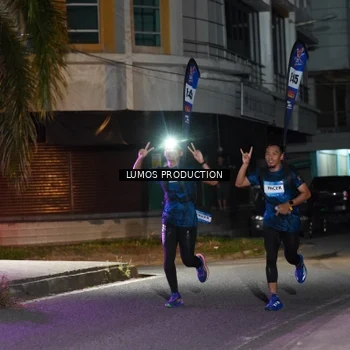 Runner Photo 7971400