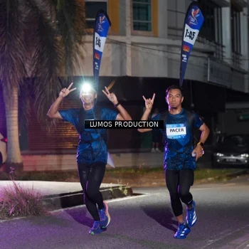 Runner Photo 7971423