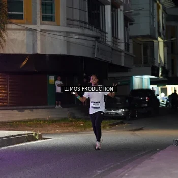 Runner Photo 7971544