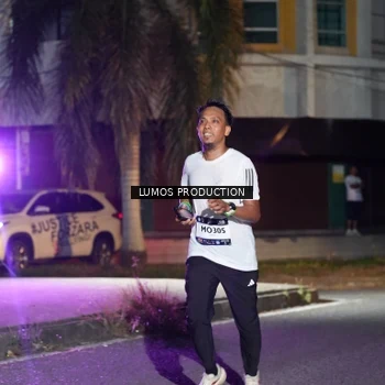 Runner Photo 7971582
