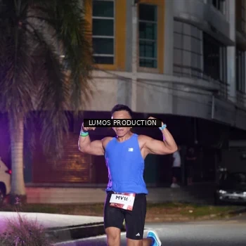 Runner Photo 7971791