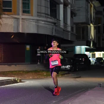 Runner Photo 7971834