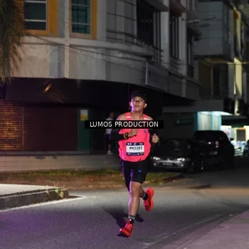 Runner Photo 7971838