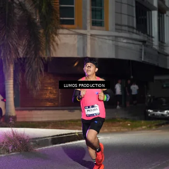 Runner Photo 7971912