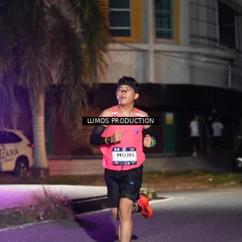 Runner Photo 7971916
