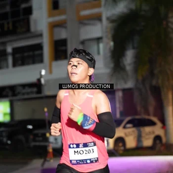 Runner Photo 7971939