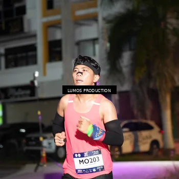 Runner Photo 7971941