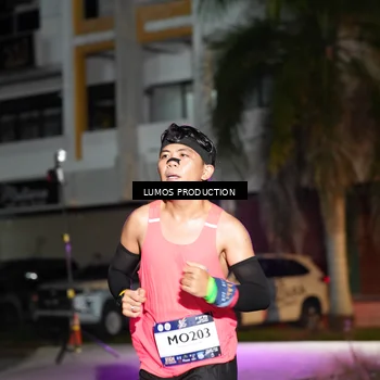 Runner Photo 7971945
