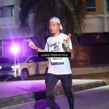 Runner Photo 7972028