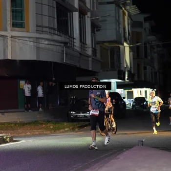 Runner Photo 7972029