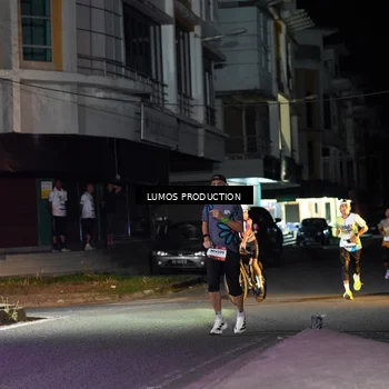 Runner Photo 7972030