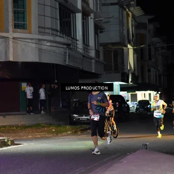 Runner Photo 7972038