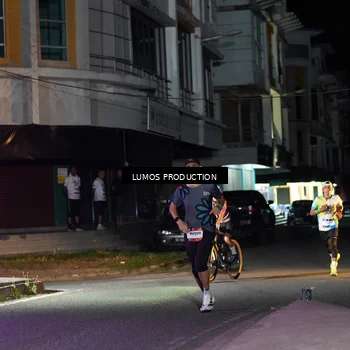 Runner Photo 7972042
