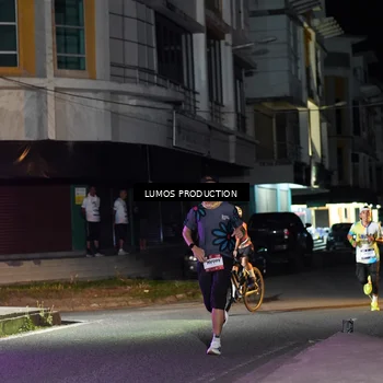 Runner Photo 7972046
