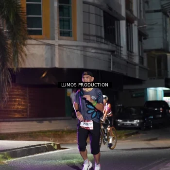 Runner Photo 7972069