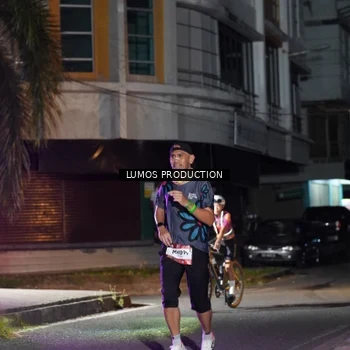Runner Photo 7972073