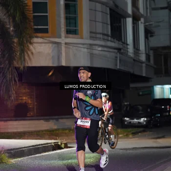 Runner Photo 7972075