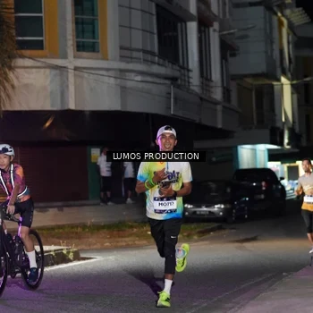 Runner Photo 7972076