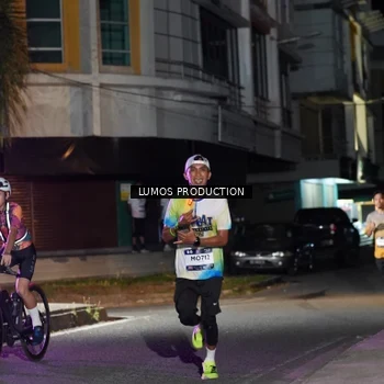 Runner Photo 7972083