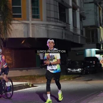 Runner Photo 7972085