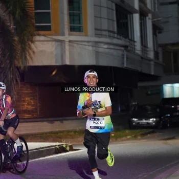 Runner Photo 7972087