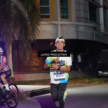 Runner Photo 7972098
