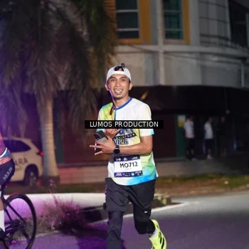 Runner Photo 7972105