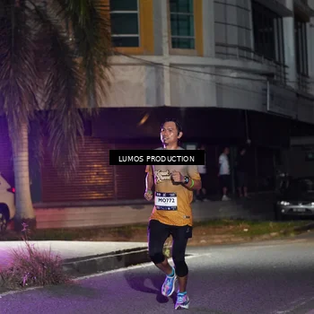 Runner Photo 7972118