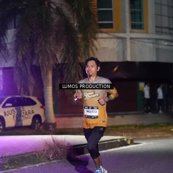 Runner Photo 7972128